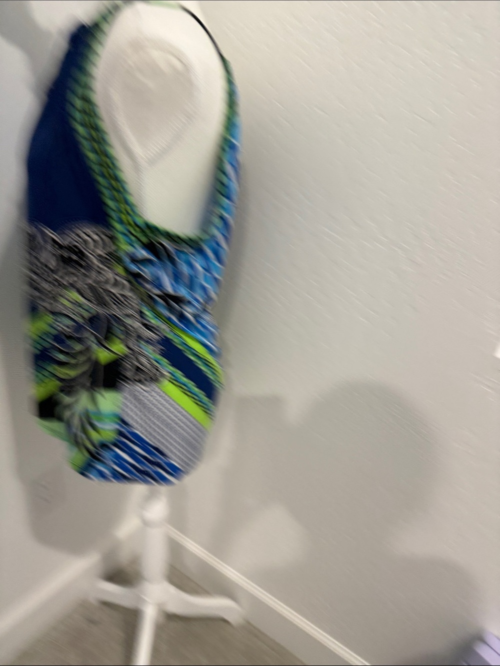 Hale Bob - Sleeveless Halter Print Top in Navy & Lime NWOT - Picture 2 of 5